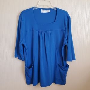 Buck & Buck | Blue 3/4 Sleeve Top